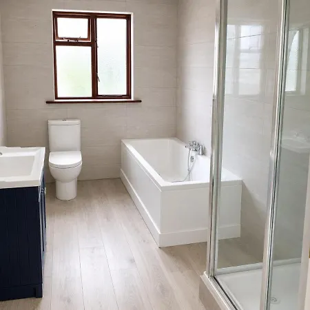 Apartment Modern In The Heart Of Room7 Shared Thurles